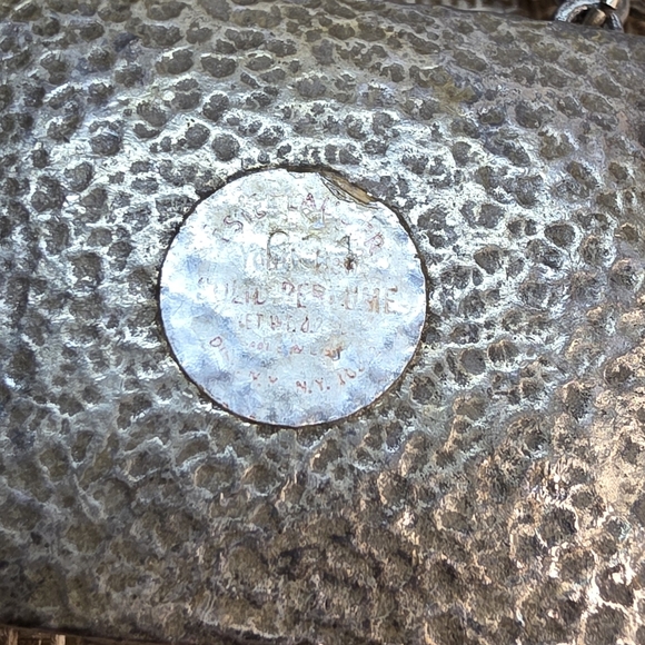 Vintage Estee Lauder Solid Perfume Star Shell 1973 Youth Dew Compact Pendant - Picture 4 of 9